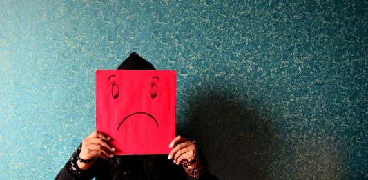 Stress da social media: come gestire le interazioni personali per evitarlo stress da social media