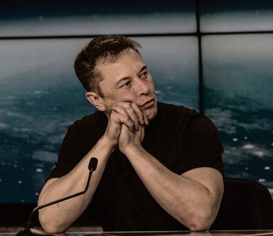 Elon Musk: biografia del fondatore di Tesla e PayPal elon-musk