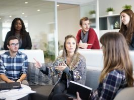 Cos’è la Programmazione Neuro Linguistica (PNL) e a cosa serve programmazione neuro linguistica