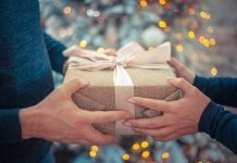 Idee regalo tecnologiche per il prossimo Natale regalo natale foto