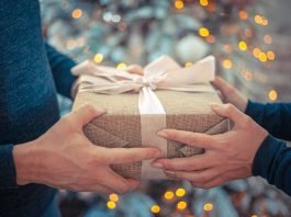 Idee regalo tecnologiche per il prossimo Natale regalo natale foto