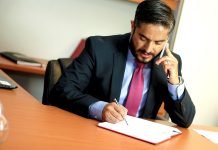 Sim Business: guida alla scelta ideale per la tua azienda avvocato per aziende