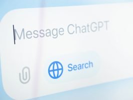 Traffico sito e AI: il 90% arriva da desktop pillar-cluster con chatgpt